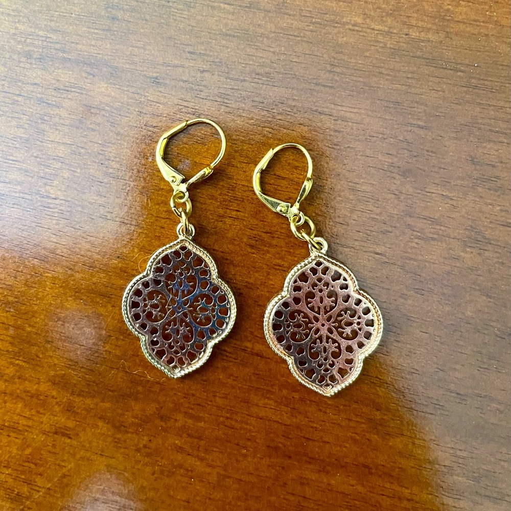Rose gold laced earrings